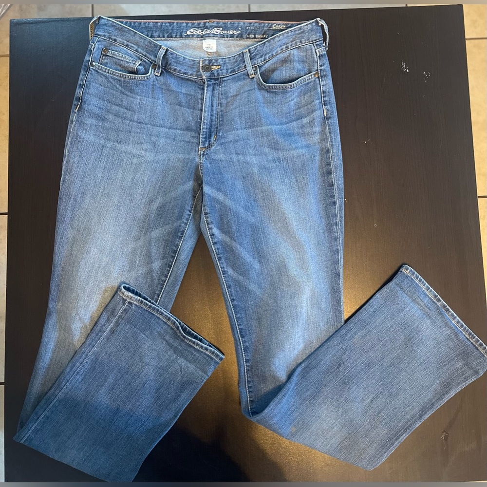 Eddie Bauer curvy jeans / boot cut size 12 Long